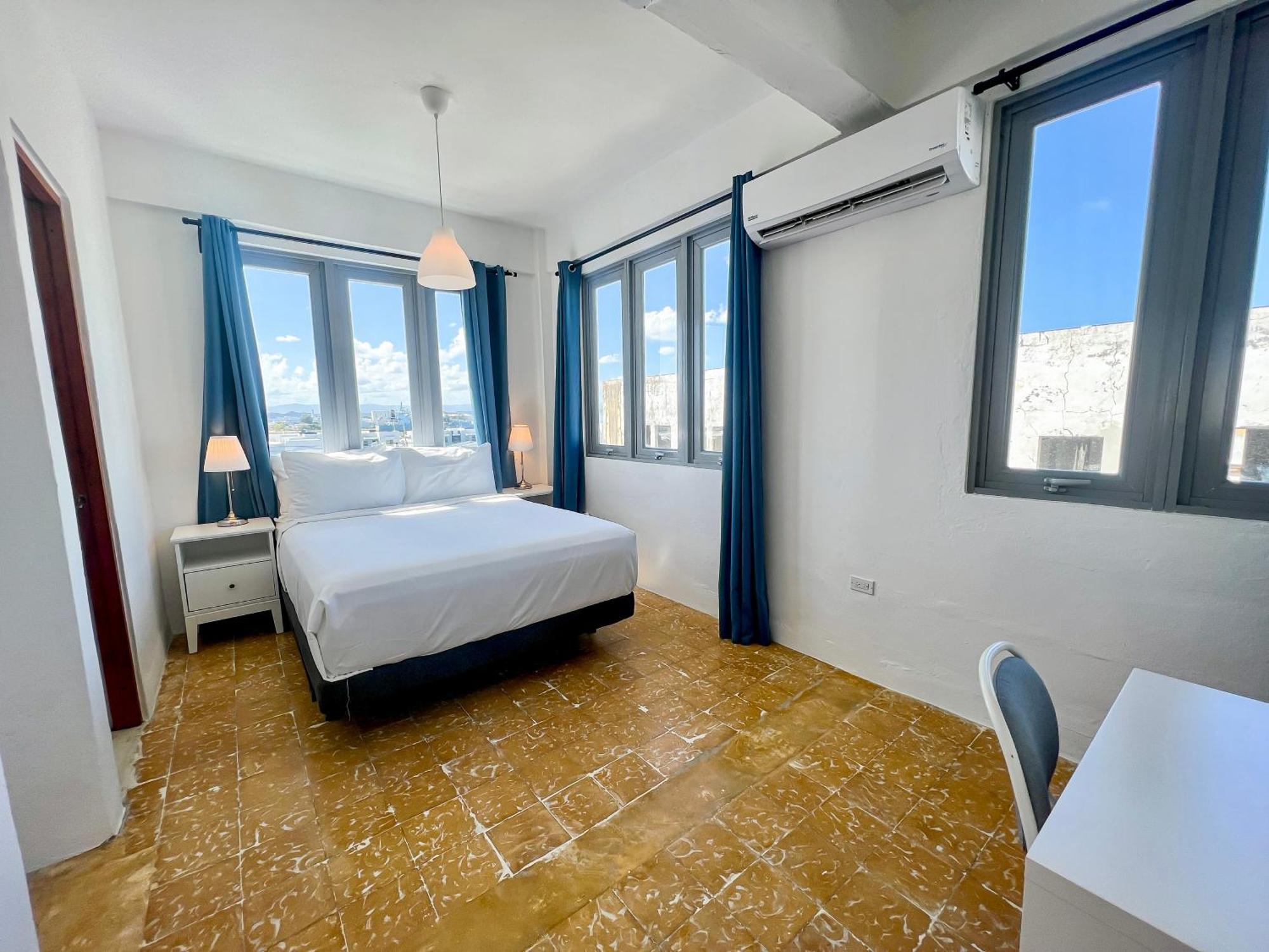 סן חואן Urbana Hotel מראה חיצוני תמונה